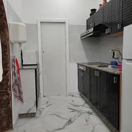 Pension-Albergue Don Alvaro * Sarria