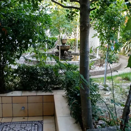 Pension-albergue Don Alvaro * Sarria