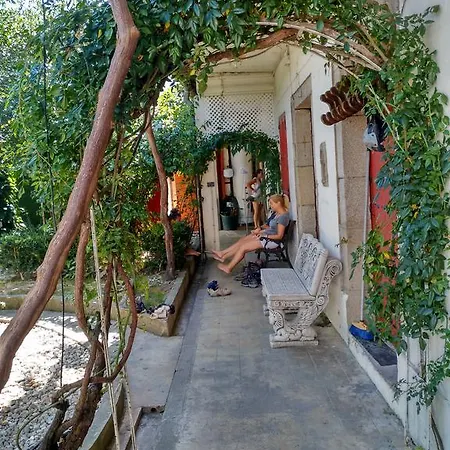 Hostel Pension-Albergue Don Alvaro Sarria