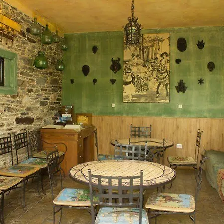 Hostel Pension-albergue Don Alvaro *