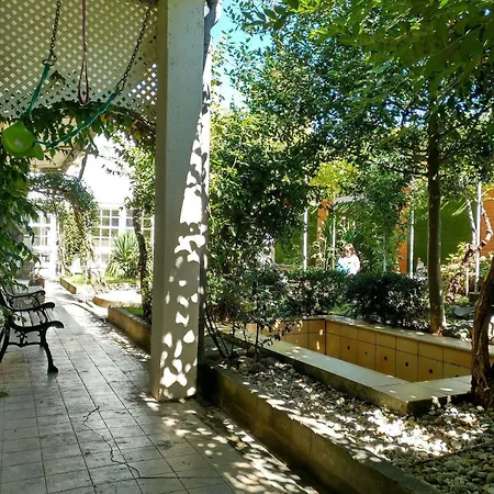 Pension-albergue Don Alvaro Hostel *